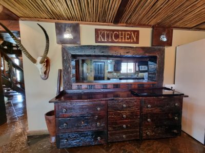 Blinkwater Hunting Safaris - Lodge_Kitchen