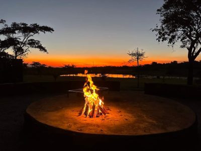 Blinkwater Hunting Safaris - Lodge_Deck
