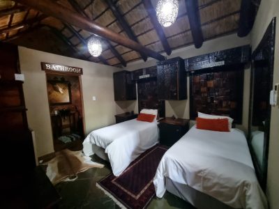 Blinkwater Hunting Safaris - Lodge_Room 4 (Gemsbuck)